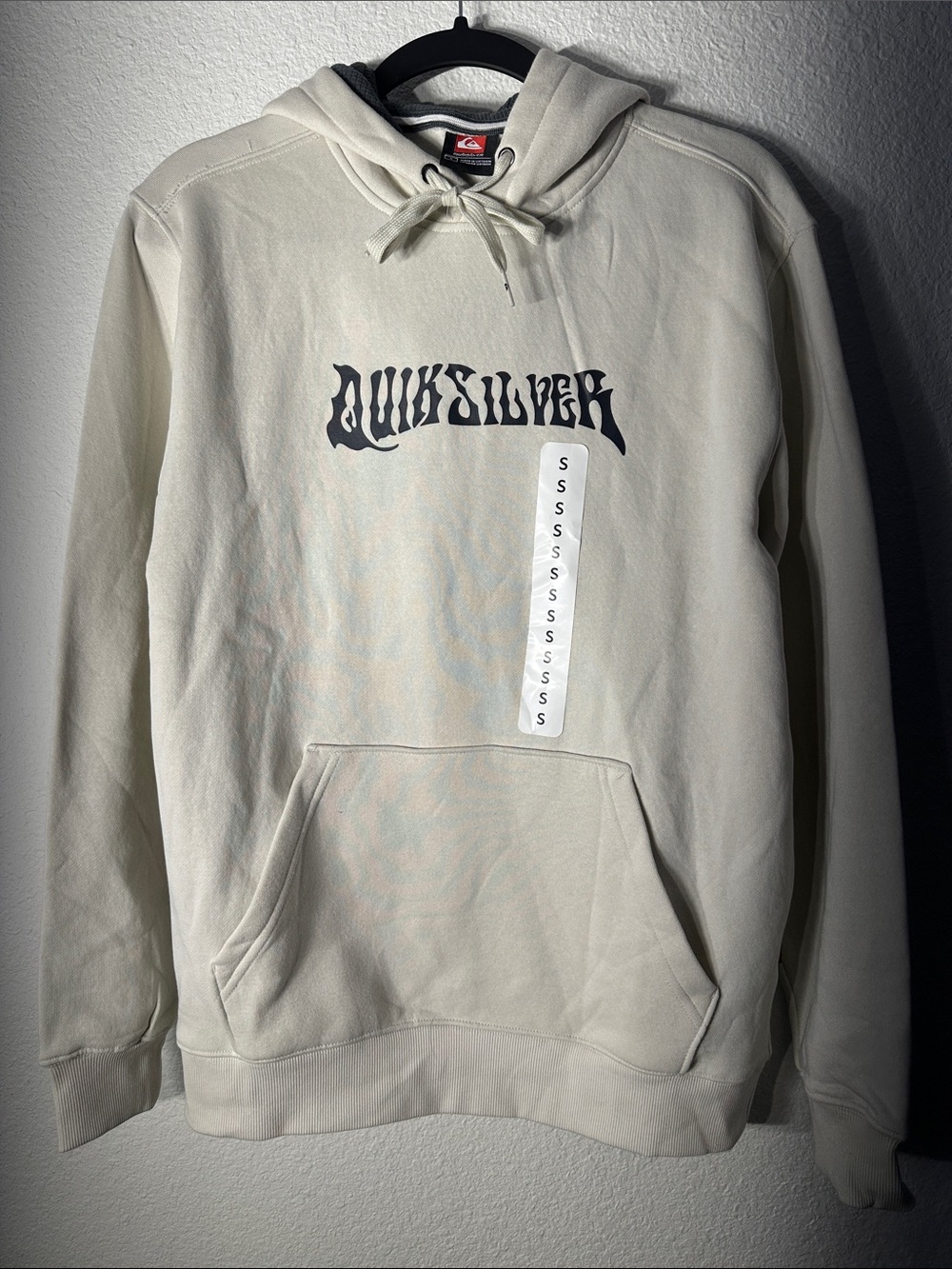 Quiksilver Off-White Pullover Hoodie with Black Quiksilver Logo